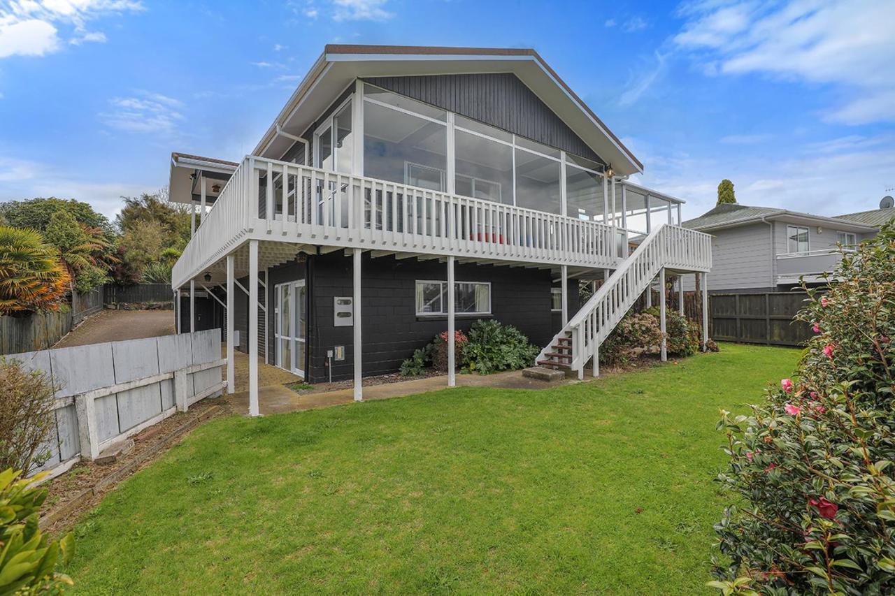 Villa Woodward House Lac Taupo Extérieur photo